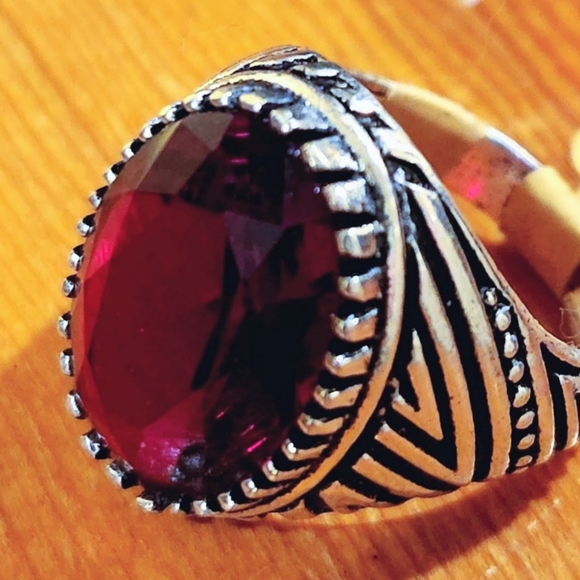 Huge,Super-Chunky, Dark Red, Faceted CZ Ring.The Setting Has A Beautiful Design. - Picture 2 of 4